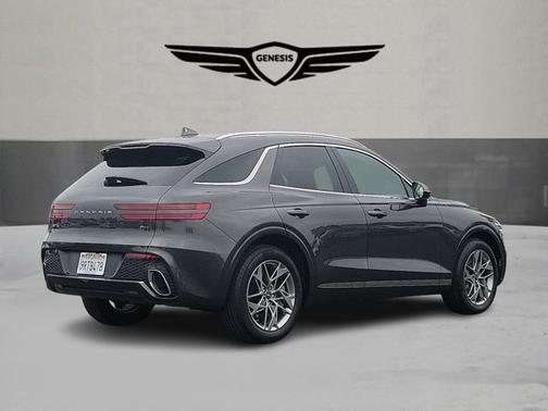 2025 Genesis GV70 2.5T