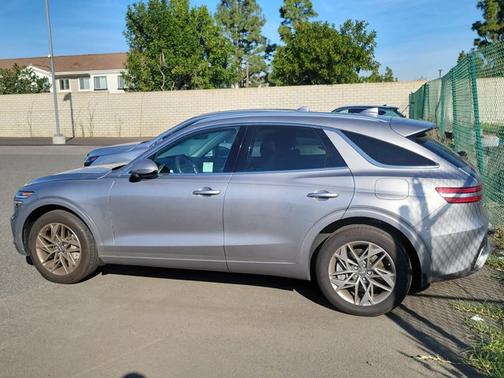 2023 Genesis GV70 2.5T