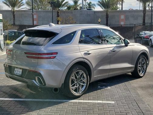 2023 Genesis GV70 2.5T