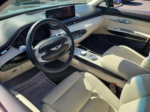 2025 Genesis GV70 2.5T