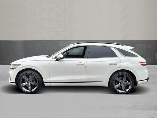 2023 Genesis GV70 2.5T