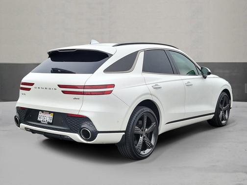 2023 Genesis GV70 2.5T