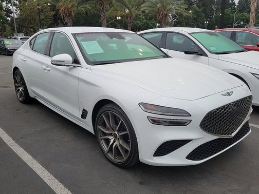 2025 Genesis G70 2.5T