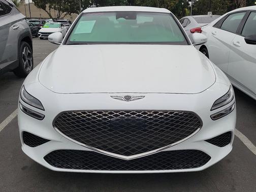 2025 Genesis G70 2.5T
