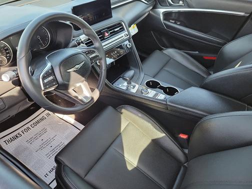 2025 Genesis G70 2.5T