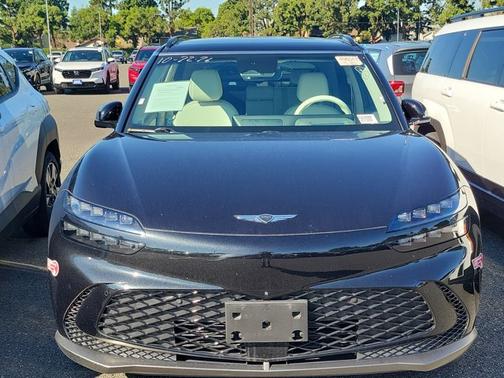 Vik Black 2023 Genesis GV60 Advanced