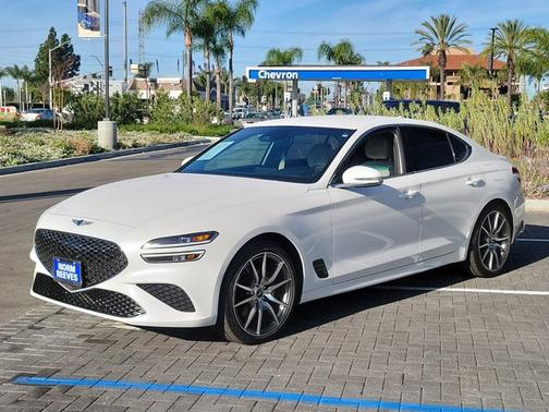 2023 Genesis G70 2.0T