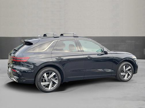 Vik Black 2026 Genesis GV70 3.5T Sport Advanced