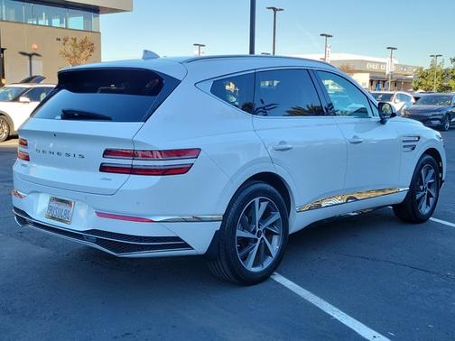 2025 Genesis GV80 Select