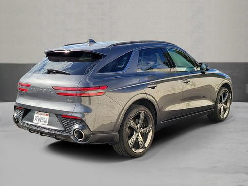 2023 Genesis GV70 2.5T