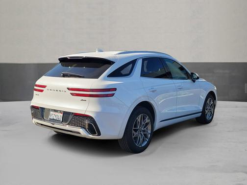 2025 Genesis GV70 2.5T