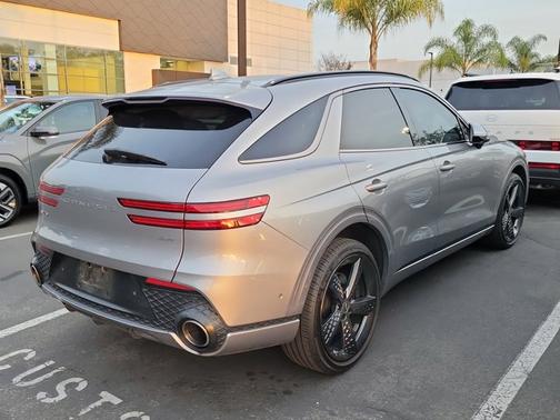 2023 Genesis GV70 2.5T