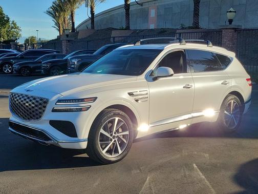 2025 Genesis GV80 Select