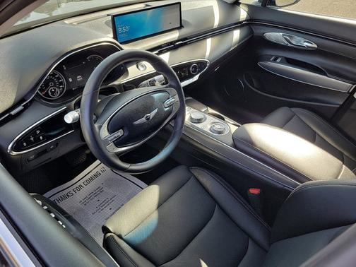 2025 Genesis GV70 2.5T