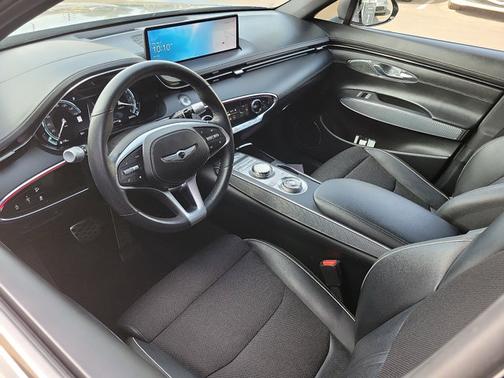 2023 Genesis GV70 2.5T