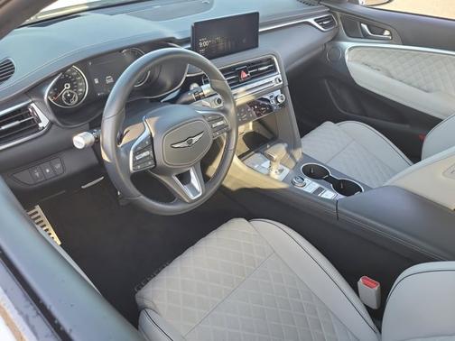 2025 Genesis G70 3.3T Sport Advanced