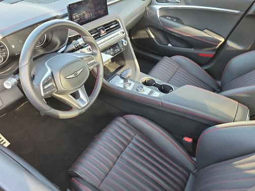 2025 Genesis G70 3.3T Sport Advanced