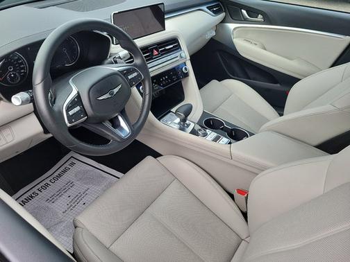 2025 Genesis G70 2.5T