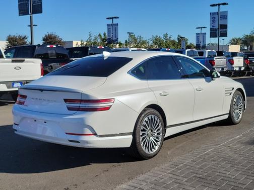 2024 Genesis Electrified G80 Advanced