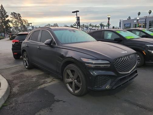 2022 Genesis GV70 2.5T