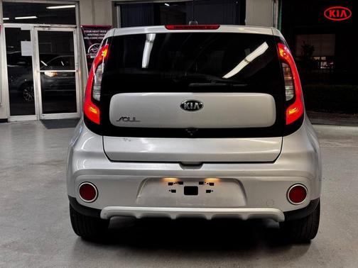 2017 Kia Soul +