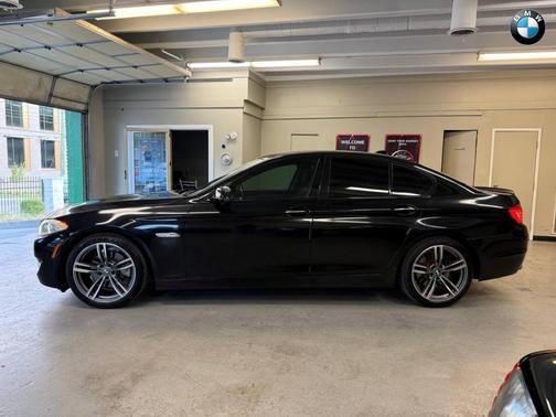 2011 BMW 528 