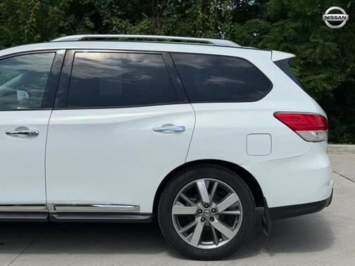 2013 Nissan Pathfinder Platinum