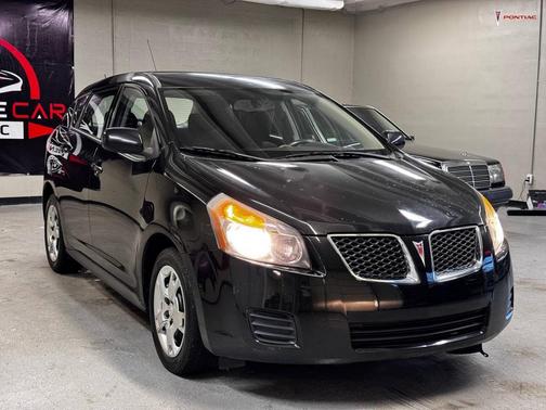 2009 Pontiac Vibe Base