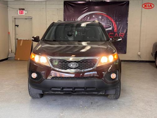 2011 Kia Sorento LX