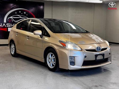 2010 Toyota Prius III