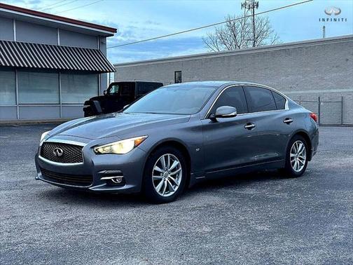 2015 INFINITI Q50 Premium