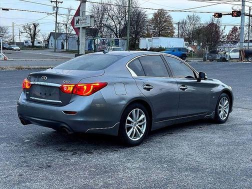 2015 INFINITI Q50 Premium