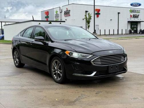2020 Ford Fusion SEL