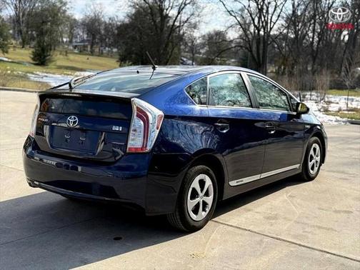 2013 Toyota Prius Two