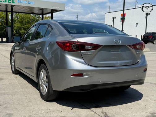 2016 Mazda Mazda3 i Sport