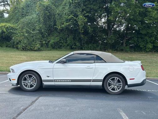 2010 Ford Mustang Base