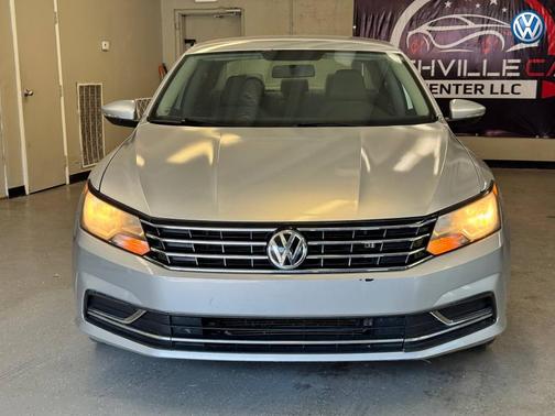 2016 Volkswagen Passat 1.8T S
