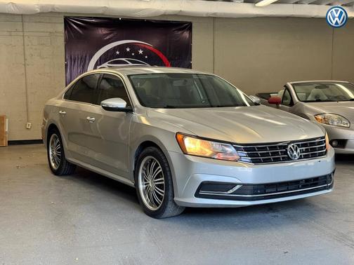 2016 Volkswagen Passat 1.8T S