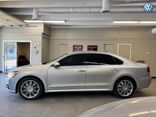 2016 Volkswagen Passat 1.8T S
