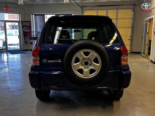 2002 Toyota RAV4 Base