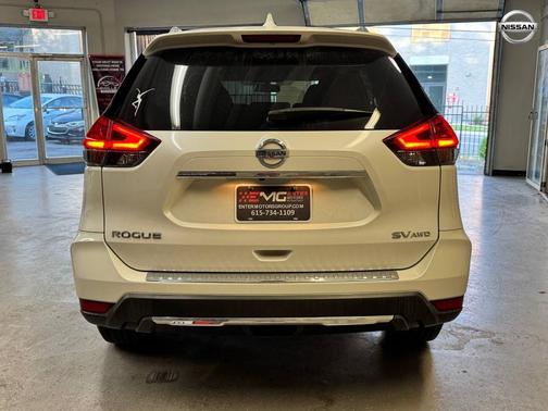 2017 Nissan Rogue SV