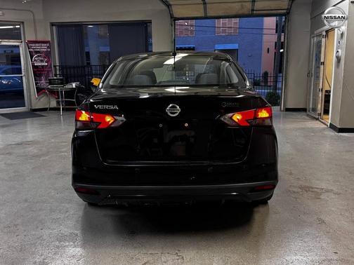 2020 Nissan Versa 1.6 S