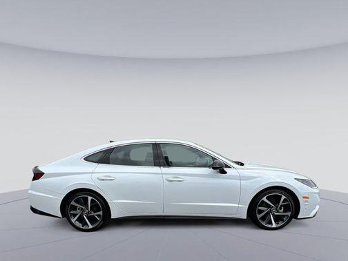 2021 Hyundai SONATA SEL Plus