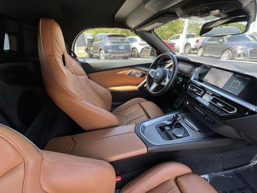 Glacier Silver Metallic 2021 BMW Z4 M40i