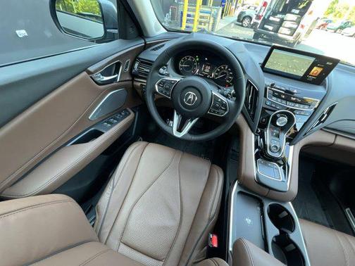 2025 Acura RDX Advance Package