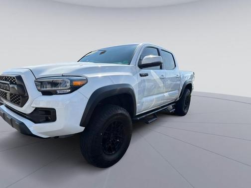Super White 2021 Toyota Tacoma TRD Sport