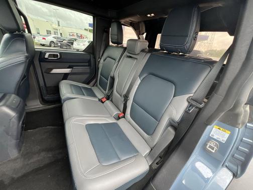 AZURE GRAY MET TRI-COAT 2023 Ford Bronco Outer Banks
