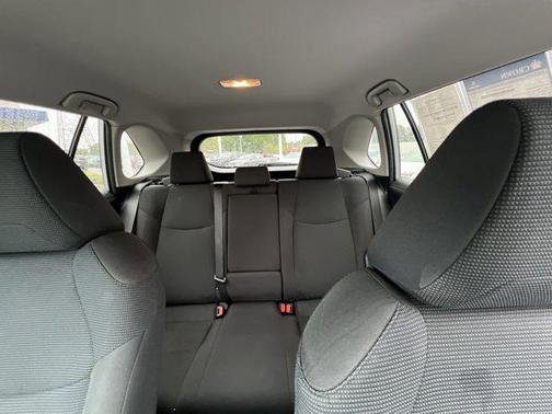 Silver Sky Metallic 2019 Toyota RAV4 LE