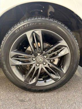 Platinum White Pearl 2023 Acura RDX Base