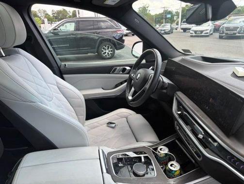 Skyscraper Grey Metallic 2025 BMW X5 xDrive40i